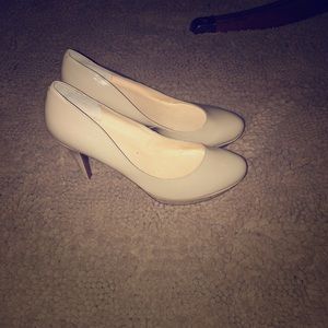 Nude Heelssss for The Girl